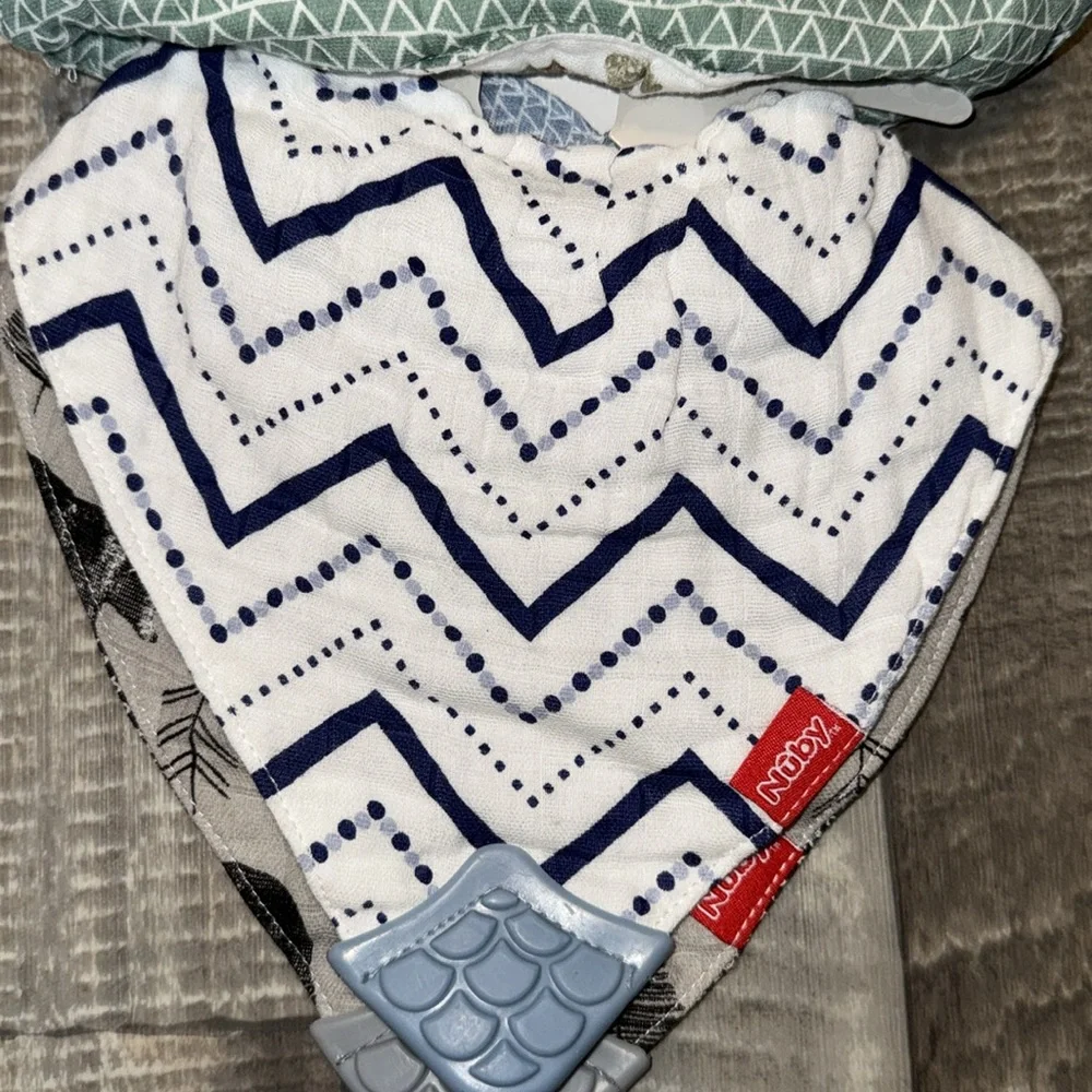 NUBY Cotton Muslin‎ Bibs - 3 Pack NWT